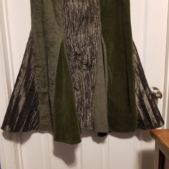 Basil & Maude Skirt Size 8 Color Militar Green - Picture 8 of 8